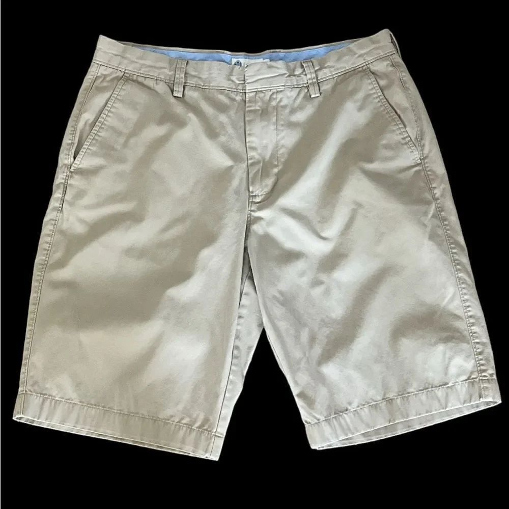 J. Crew Men’s 33 khaki tan flat front preppy shorts